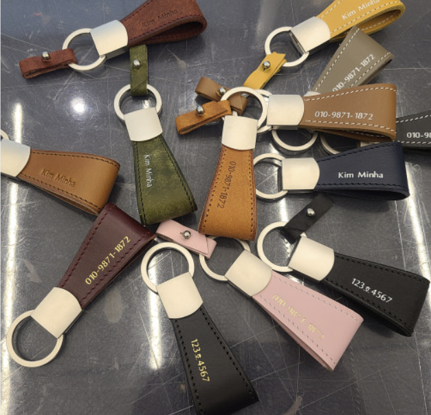 Genuine Handmade Italian Vegetable Cowhides Leather Car Keychain Keyring